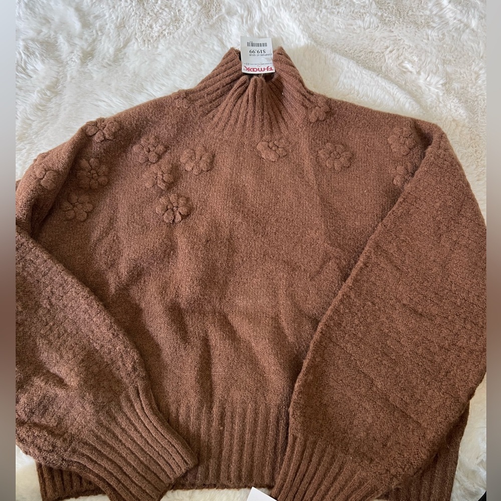 NWT brown turtle neck